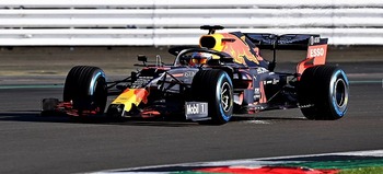 Red Bull RB16.jpg